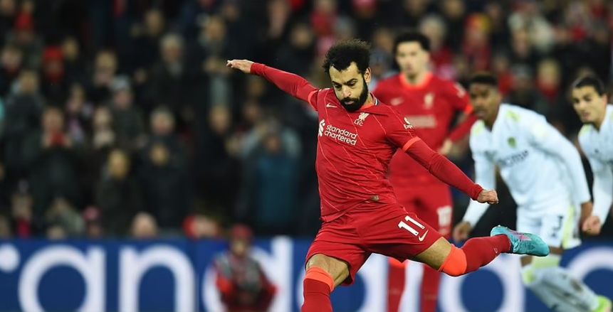 جاري نيفيل: محمد صلاح يريد الرحيل عن ليفربول للفوز بالكرة الذهبية