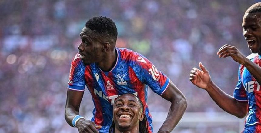 كريستال بالاس يتقدم بهدف على مانشستر سيتي في الشوط الأول بنهائي كأس الاتحاد