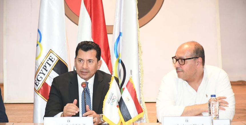 وزير الرياضة يجتمع برؤساء الاتحادات لبحث الاستعدادات لأولمبياد 2028