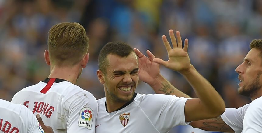 إشبيلية يتصدر الدوري الإسباني بفوز صعب على ألافيس