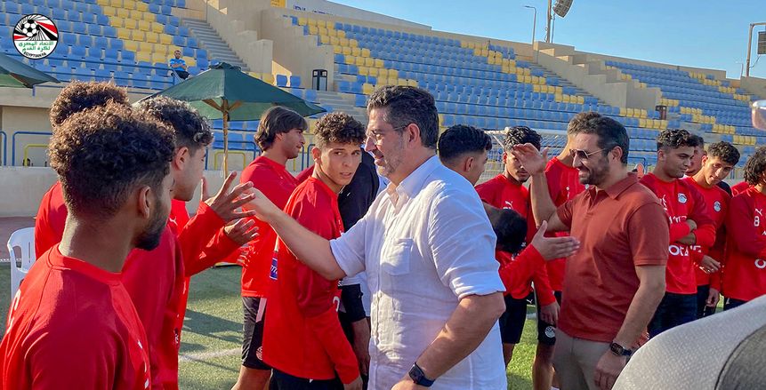 بحضور فيتوريا.. منتخب الشباب يخوض مرانه الثاني قبل السفر إلى تونس