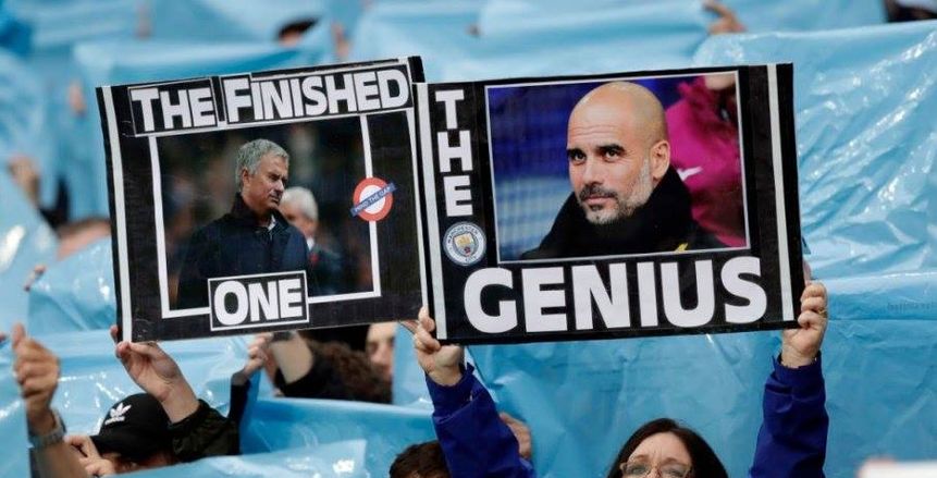 جماهير مانشستر سيتي ترفع لافتات لـ«مورينيو» وتلقبه بالمنتهي