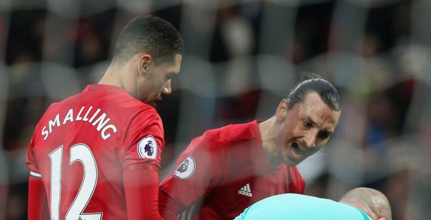 بالصورة| "إبراهيموفيتش" أفضل لاعب في"بريمرليج" لشهر ديسمبر