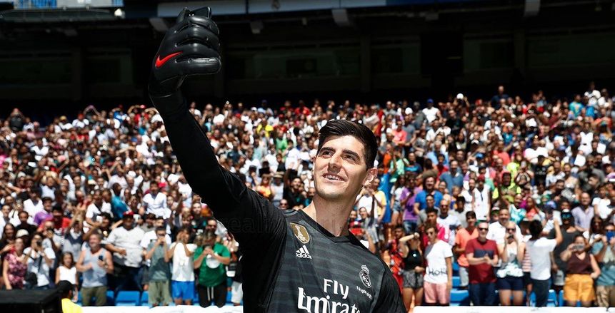 «كورتوا»: أتمنى استمرار «سولاري» في منصب الرجل الأول بـ «ريال مدريد»