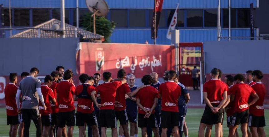 مهاجم الأهلي على أعتاب الرجاء المغربي