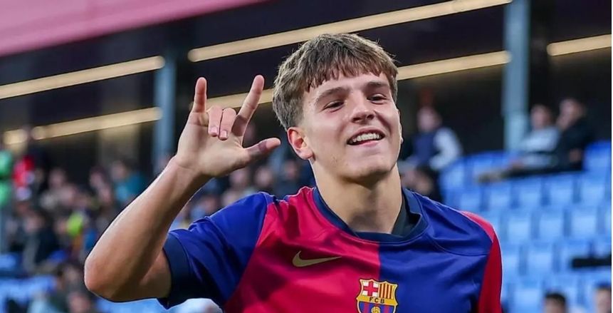 برشلونة يبدأ خطوات تجديد عقد خوان هيرنانديز.. موهبة صاعدة بقوة