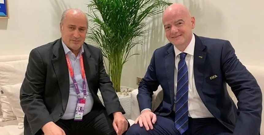 مهدي تاج يطالب إنفانتينو بالتدخل لفك تجميد أموال الكرة الإيرانية في «فيفا»
