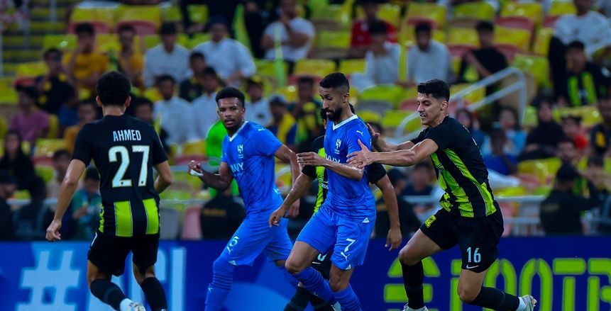 تشكيل الهلال ضد الحزم بمباراة حسم الدوري السعودي.. الموعد والقنوات الناقلة