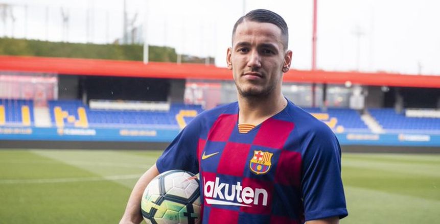 رسميًا.. برشلونة يتعاقد مع الألباني ماناي