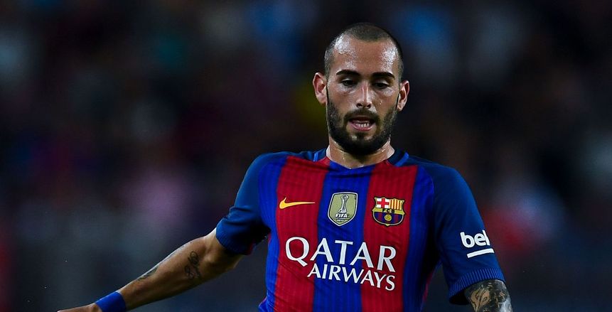 فيدال يحصل علي فرصة أخيرة مع برشلونة