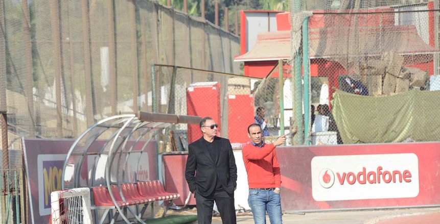 «عبدالحفيظ» يروي تفاصيل زيارة «الخطيب» لتدريبات الأهلي