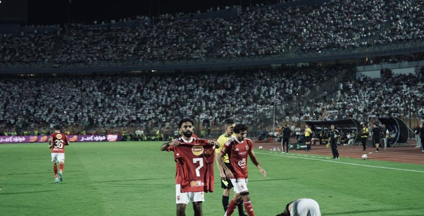 حسين الشحات يرد على أنباء وجود أزمة مع تريزيجيه في الأهلي.. ماذا حدث؟