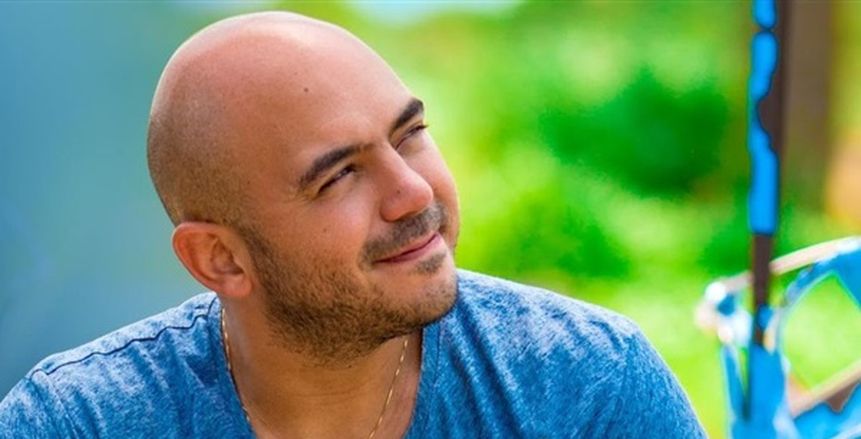 «العسيلي» يُحيي حفل افتتاح «السوبر الإماراتي»