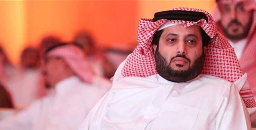 بالصور.. تركي آل الشيخ يجتمع بجوزيه مورينيو في جدة