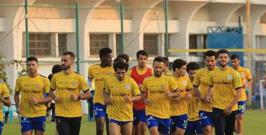 الضرائب تهدد بالحجز على الإسماعيلي وغضب بين اللاعبين بسبب المكآفات