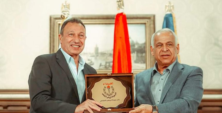 فرج عامر: فايلر وكيروش وكوبر ضمن المرشحين لتدريب الأهلي