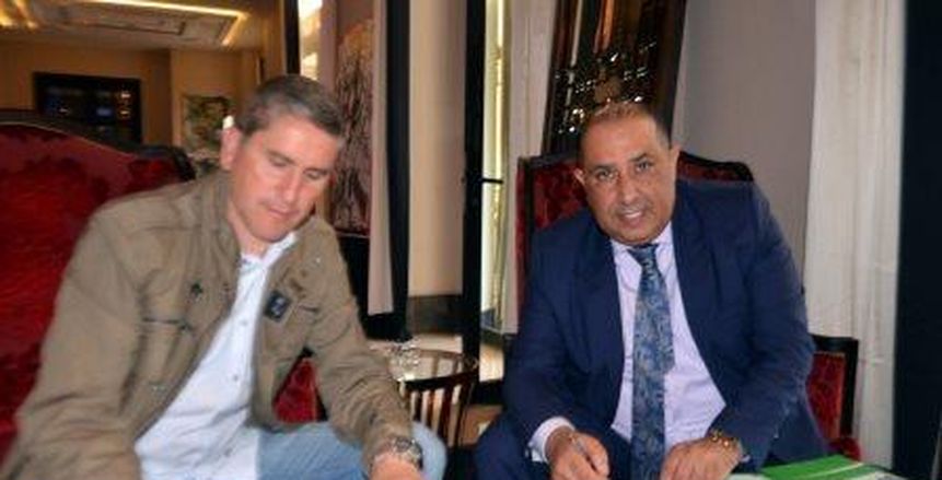 رسميا.. جاريدو يمدد عقده مع الرجاء المغربي