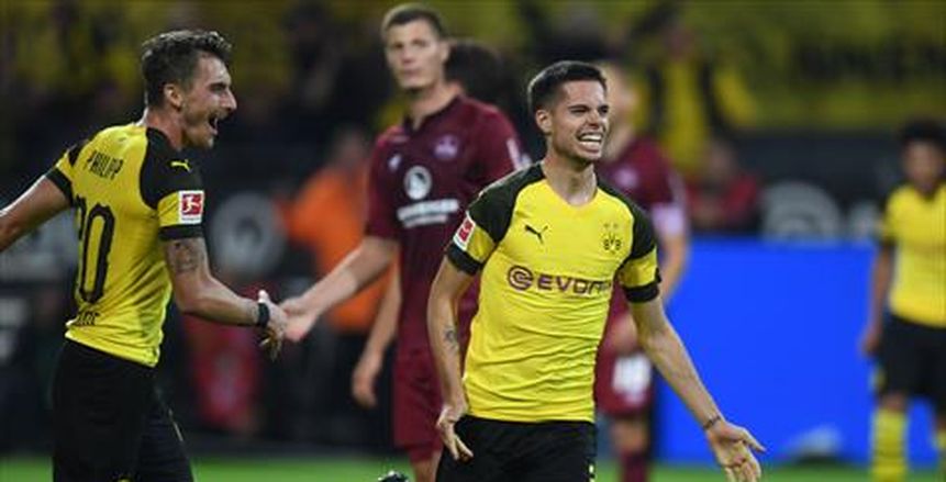 دورتموند يسحق نورنبرج 7-0 في الدوري الألماني