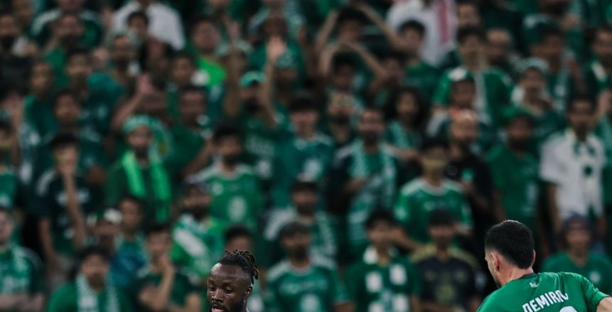 تحرك من بيراميدز لاستمرار مايلي مع الفريق بعد العروض الخليجية