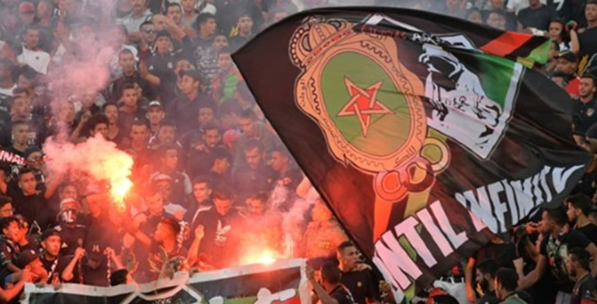 عاجل.. توقف مباراة الأهلي والجيش الملكي بسبب شغب الجماهير