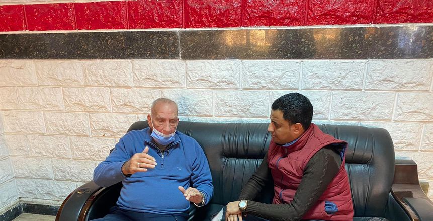 حوار.. أحمد مصطفى: الأهلي والزمالك «ولاد عم» والمعزول راعي الفتنة بمصر