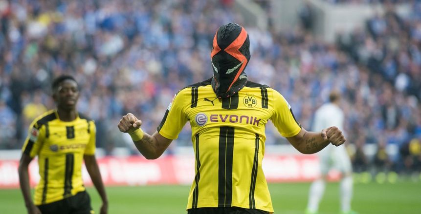 "قناع" أوباميانج يجبر إدارة بروسيا دورتموند على تغريمه