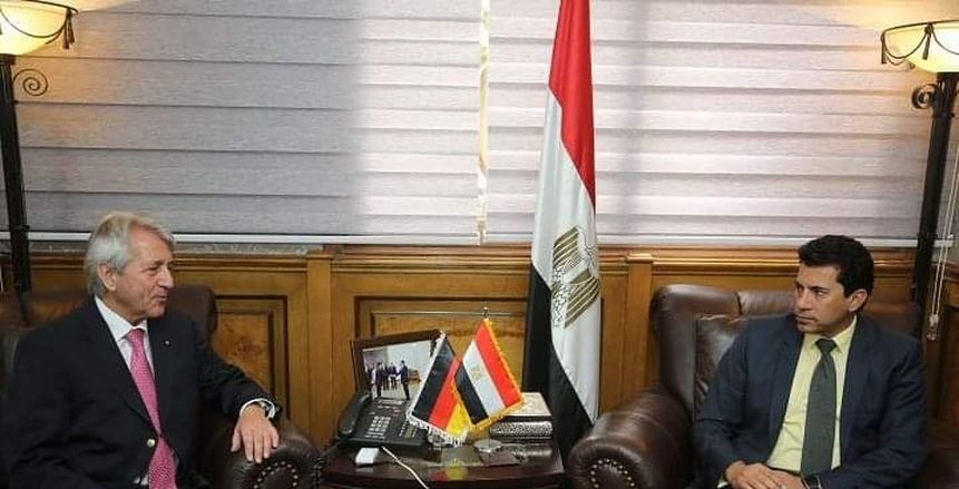 بالصور| وزير الرياضة يستقبل رئيس الاتحاد الدولي للخماسي الحديث
