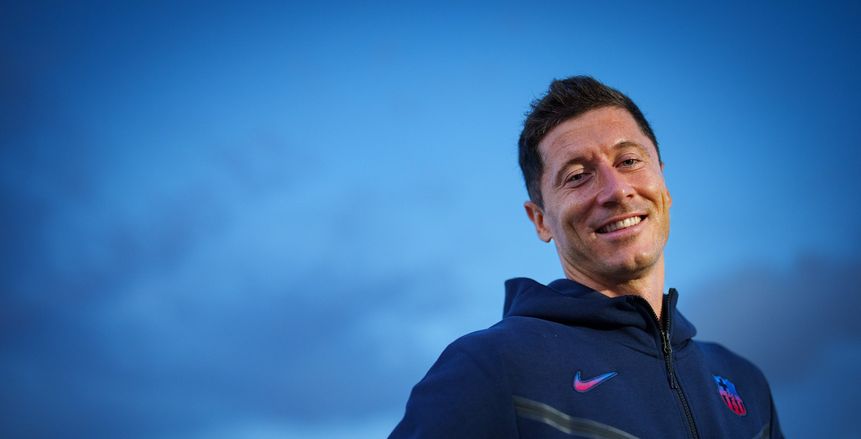 برشلونة يعلن ضم ليفاندوفسكي حتى 2026 ويكشف تفاصيل الشرط الجزائي