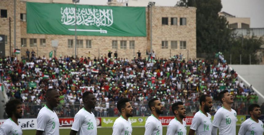 نواف العابد يقود هجوم السعودية أمام قطر بنصف نهائي "خليجي 24"