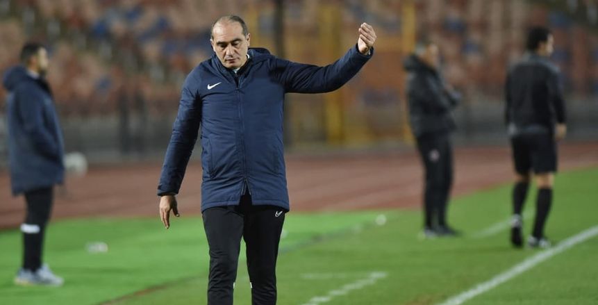 إدارة «المصرى» تجتمع مع على ماهر لبحث أسباب تراجع نتائج الفريق