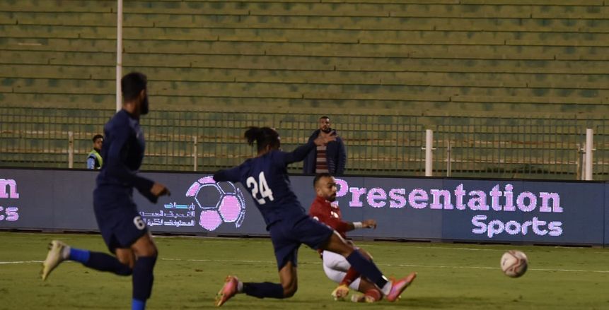 خبير تحكيمي يحسم جدل ركلة جزاء الأهلي أمام إنبي بكأس مصر