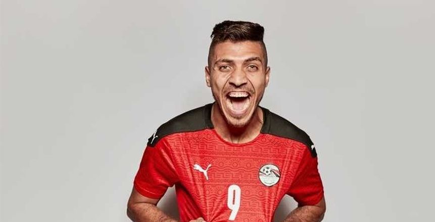 عادل مصطفى: كيروش عقد جلسة مع محمد شريف وسيكون له دور في النهائي