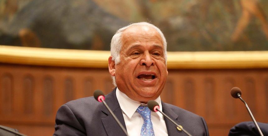 رئيس سموحة يطالب بإعادة مباراة القمة بين الأهلي والزمالك