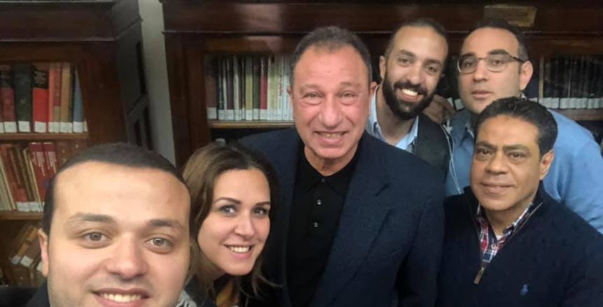 الجارحي داعما الخطيب: قدوة ومثل في الأخلاق الرفيعة والإخلاص والانتماء للوطن
