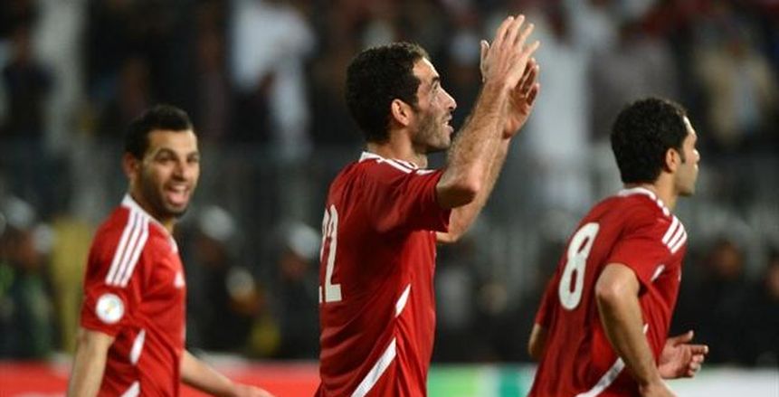 محمد صلاح يقدم التعازي لأبوتريكة في وفاة والده