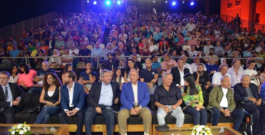 وزيرا الرياضة والسياحة يشهدان نهائي بطولة الجونة الدولية للاسكواش
