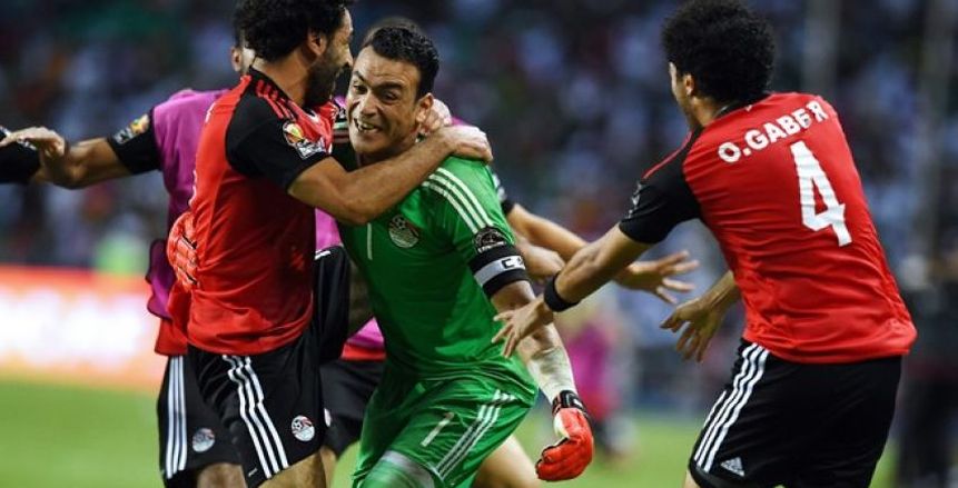 أصغر وأكبر نجوم صنعوا التاريخ في المونديال.. عصام الحضري قائد الكتيبة