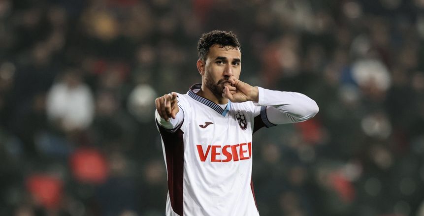 تريزيجيه يقود تشكيل طرابزون ضد إسطنبول باشاك شهير في الدوري التركي