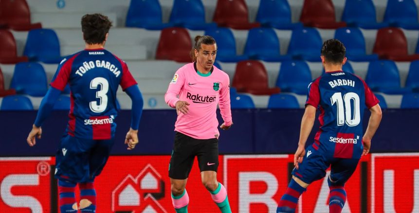 برشلونة ينهي الدوري الإسباني ثالثا بالفوز على إيبار 1/0 «فيديو»