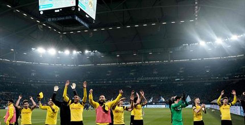 سانشو يقود هجوم بروسيا دورتموند أمام برشلونة