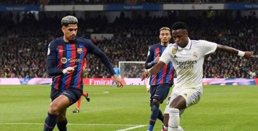 جدول ترتيب الدوري الإسباني قبل الكلاسيكو.. 4 نقاط بين برشلونة والريال