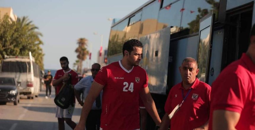 وصول الأهلي والزمالك لصالة الحمامات قبل مواجهة نصف نهائي أفريقيا لليد