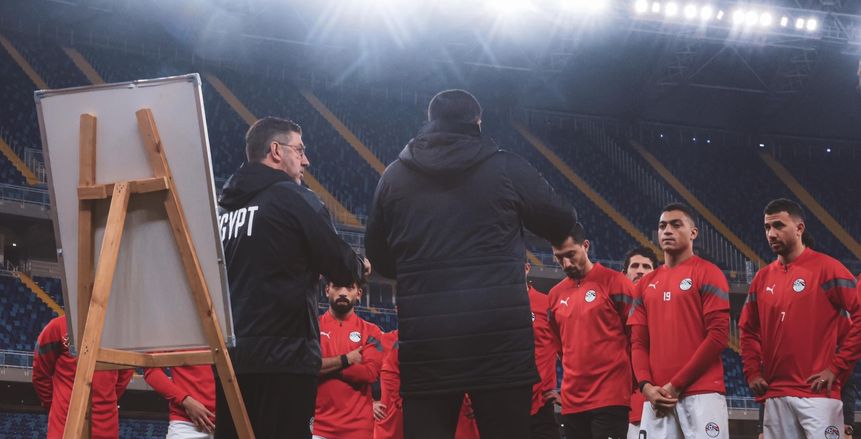 تعليمات خاصة من فيتوريا للاعبي وسط المنتخب بسبب صواريخ كاب فيردي