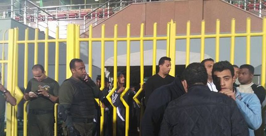 مدير أمن الغربية ينهي أزمة دخول الصحفيين لمباراة الزمالك وطنطا