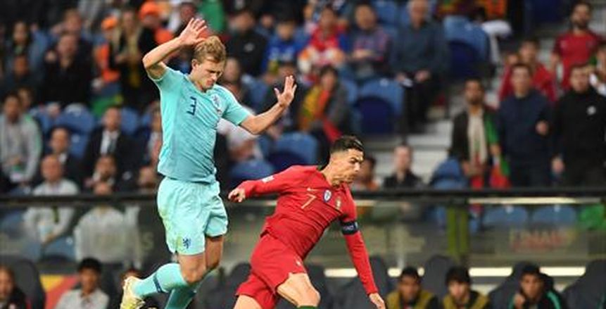 كريستيانو رونالدو يغري دي ليخت بمزاملته في يوفنتوس ورفض برشلونة