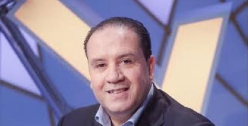 نبيل معلول يتواجد في برج العرب لمتابعة لقاء الأهلي والنجم