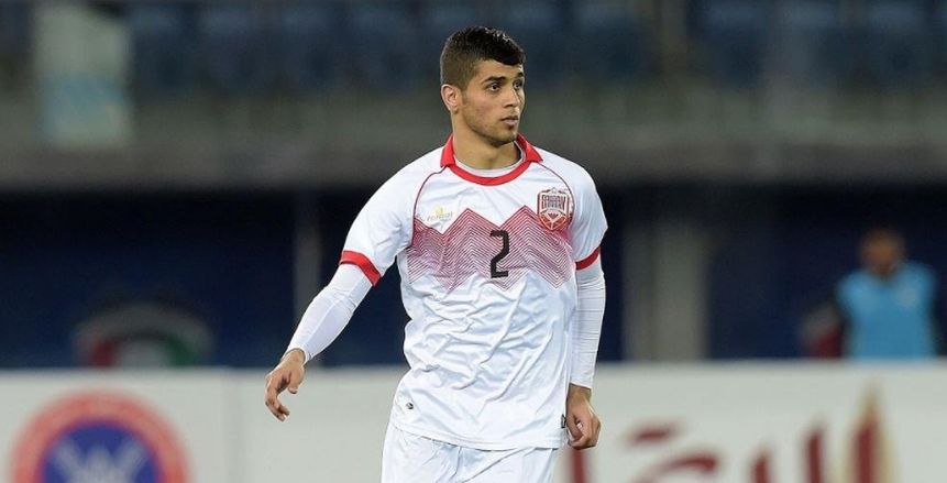 بسبب العنصرية.. "فيفا" يوقف نجم منتخب البحريني 10 مباريات