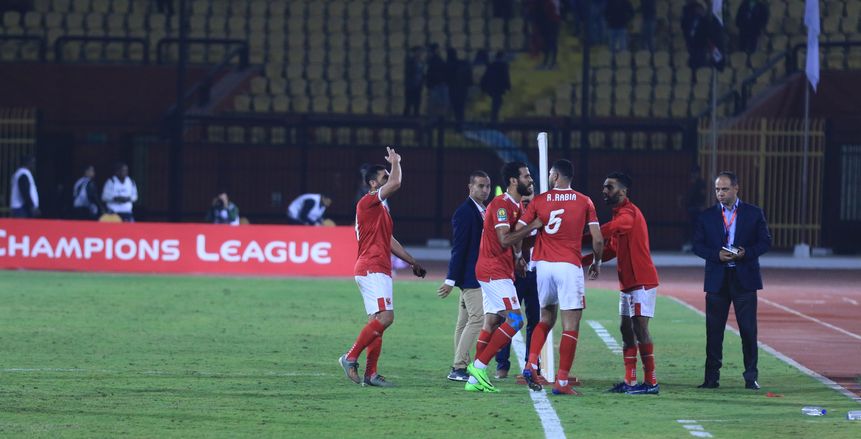 صور.. كواليس "خناقة" أحمد فتحي ورامي ربيعة بعد فوز الأهلي على الهلال السوداني