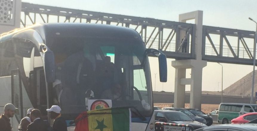 بالصور| جماهير السنغال تتوافد على استاد الدفاع الجوي لمؤازرة منتخبها أمام تنزانيا