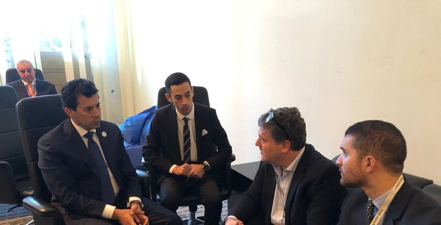 على هامش منتدى الشباب.. وزير الرياضة يلتقي وفد شركة Google لبحث سبل التعاون